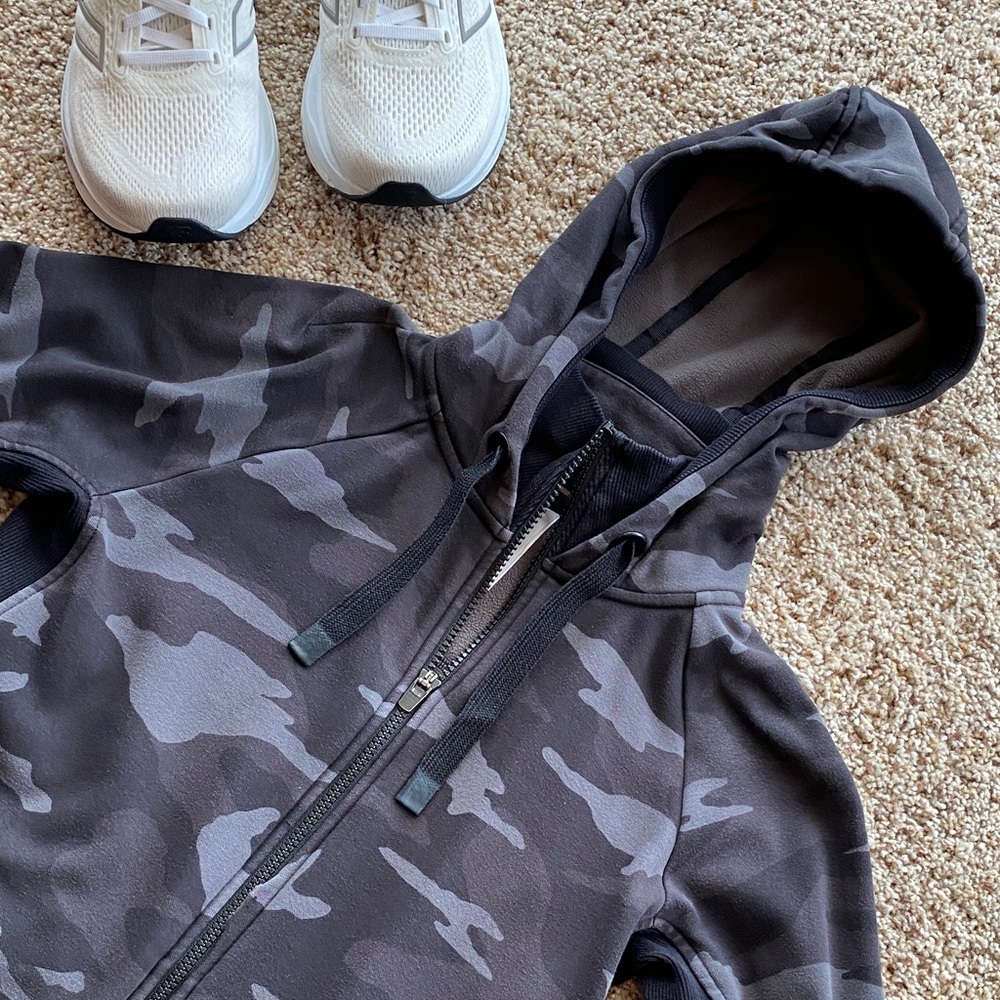Athleta Triumph Camo Printed Hoodie